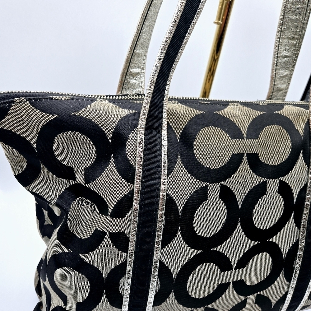 COACH Poppy Canvas Tote Black Op C Print Purple Lining Large Sequence Tag - Picture 8 of 14